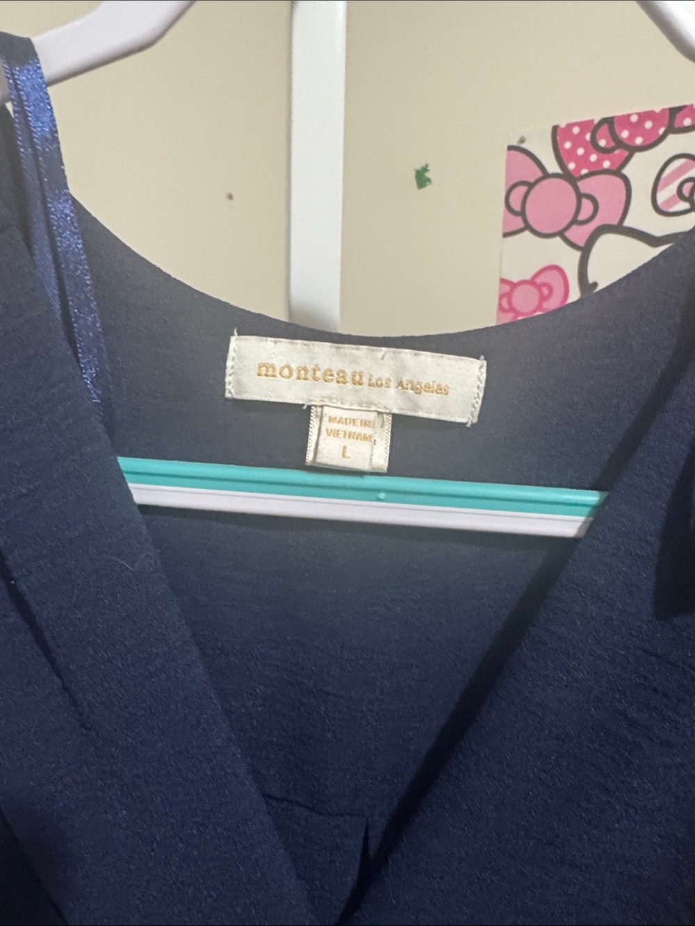 Nicely used: Medium Navy Short Sleeve Wrap Dress with Front Pockets - Picture 2 of 4